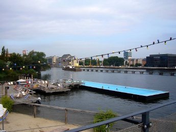 Badeschiff Badeschiff