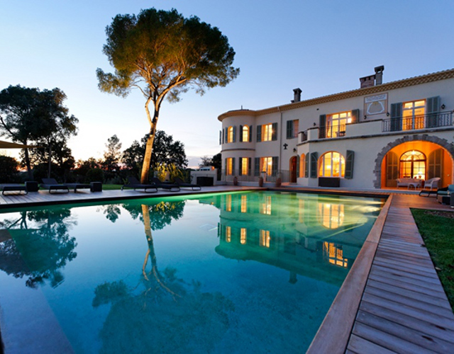 Chateau Lou Casteou