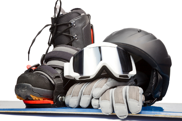 travel insurance including sports equipment