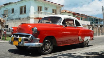 Cuba: Vintage Car